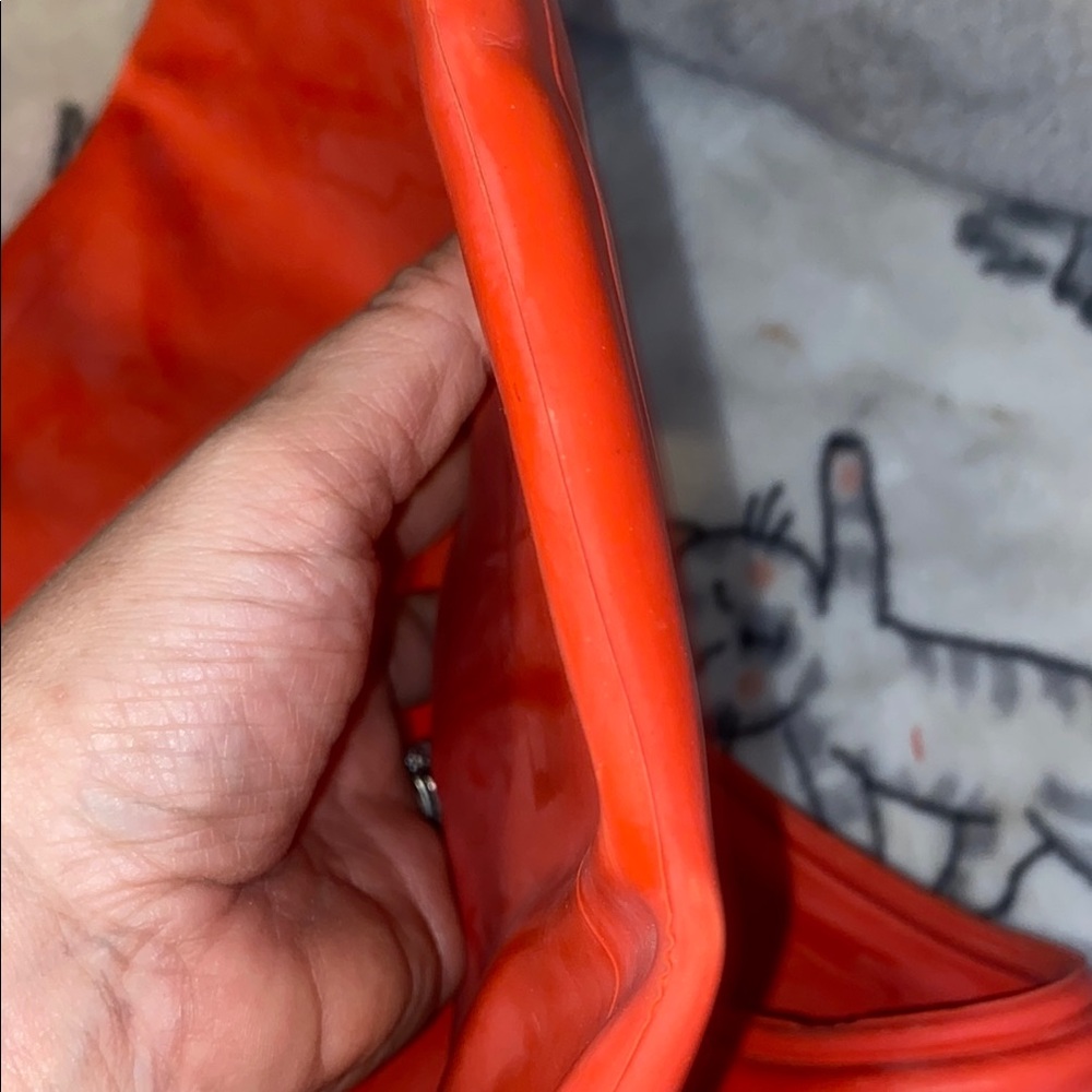 Drive Red Inflatable Rubber Cushion - Picture 14 of 15